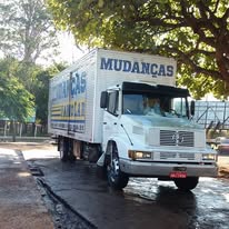 Caminhão Baú Famolar